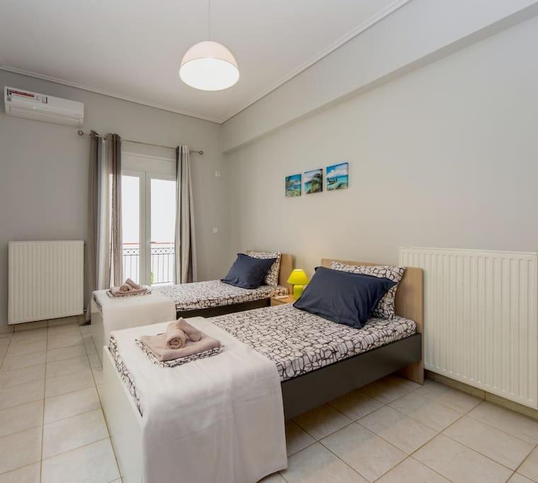 Thano'S Stylish Flat Just 150M To The Beach Farai Exterior foto