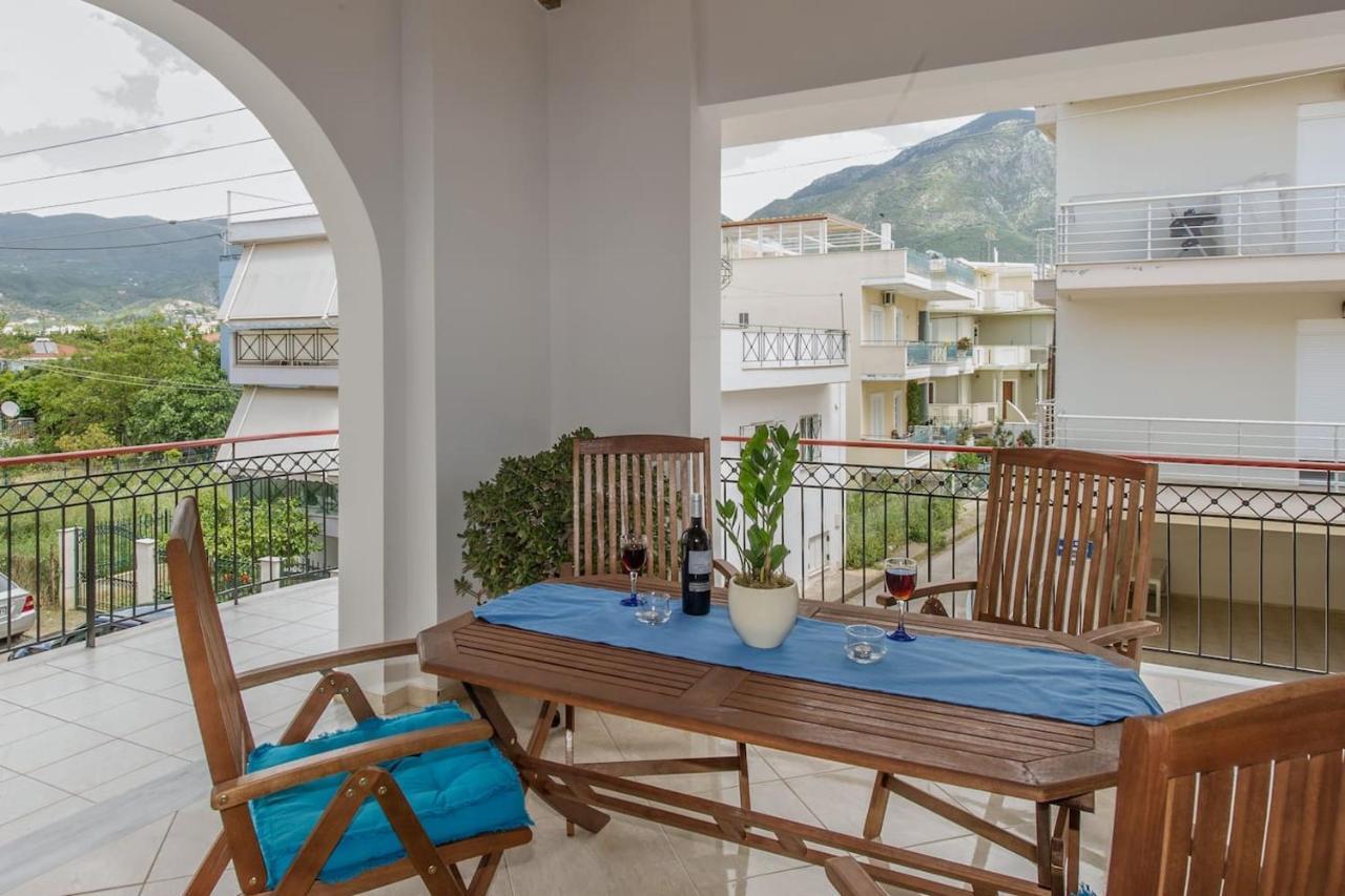 Thano'S Stylish Flat Just 150M To The Beach Farai Exterior foto