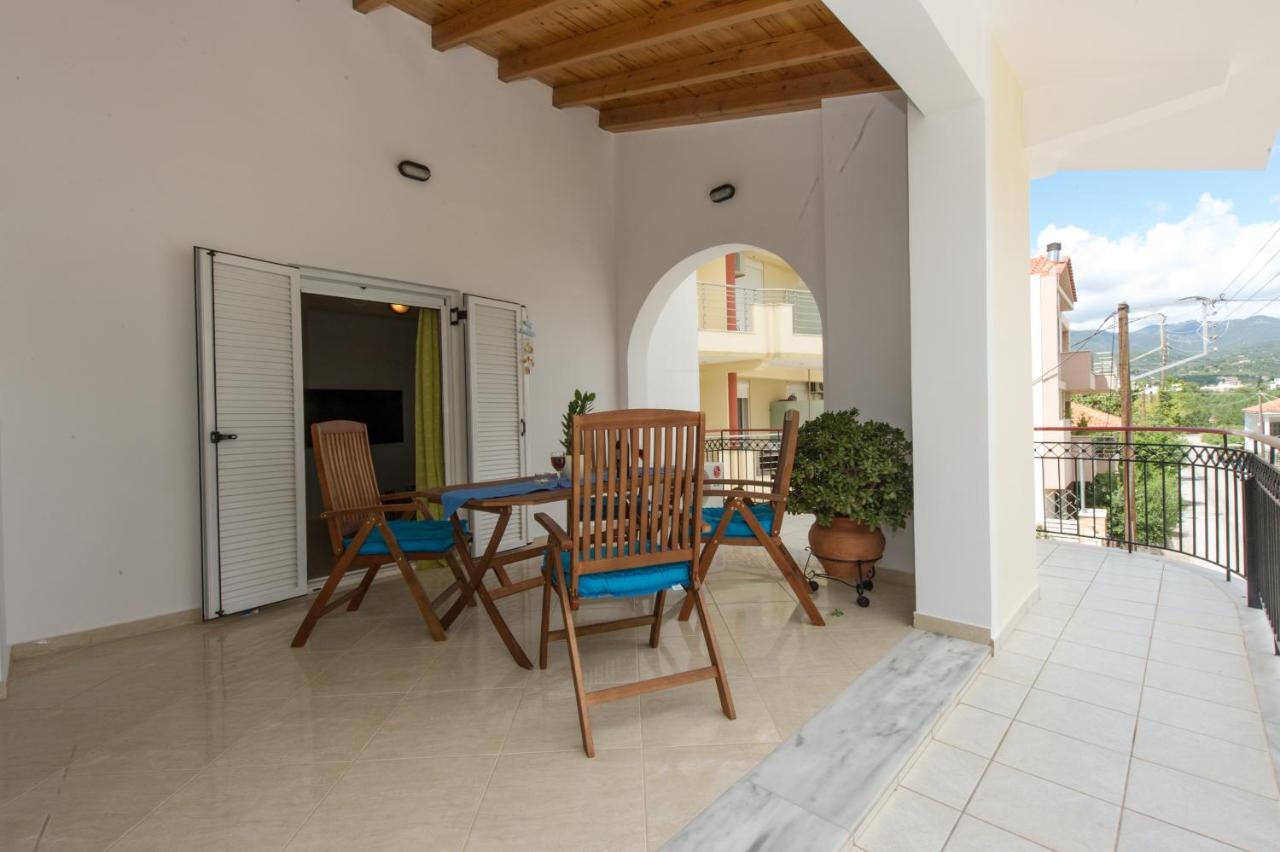 Thano'S Stylish Flat Just 150M To The Beach Farai Exterior foto